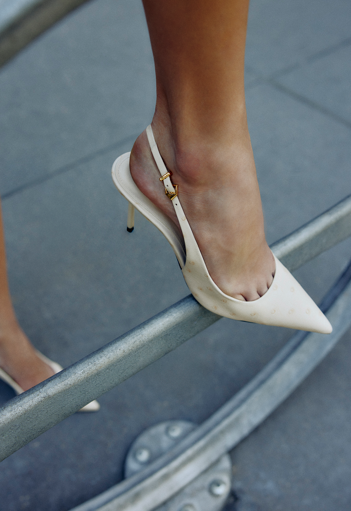 Paola Leather Pump Pre Fall 25 - Schutz Shoes