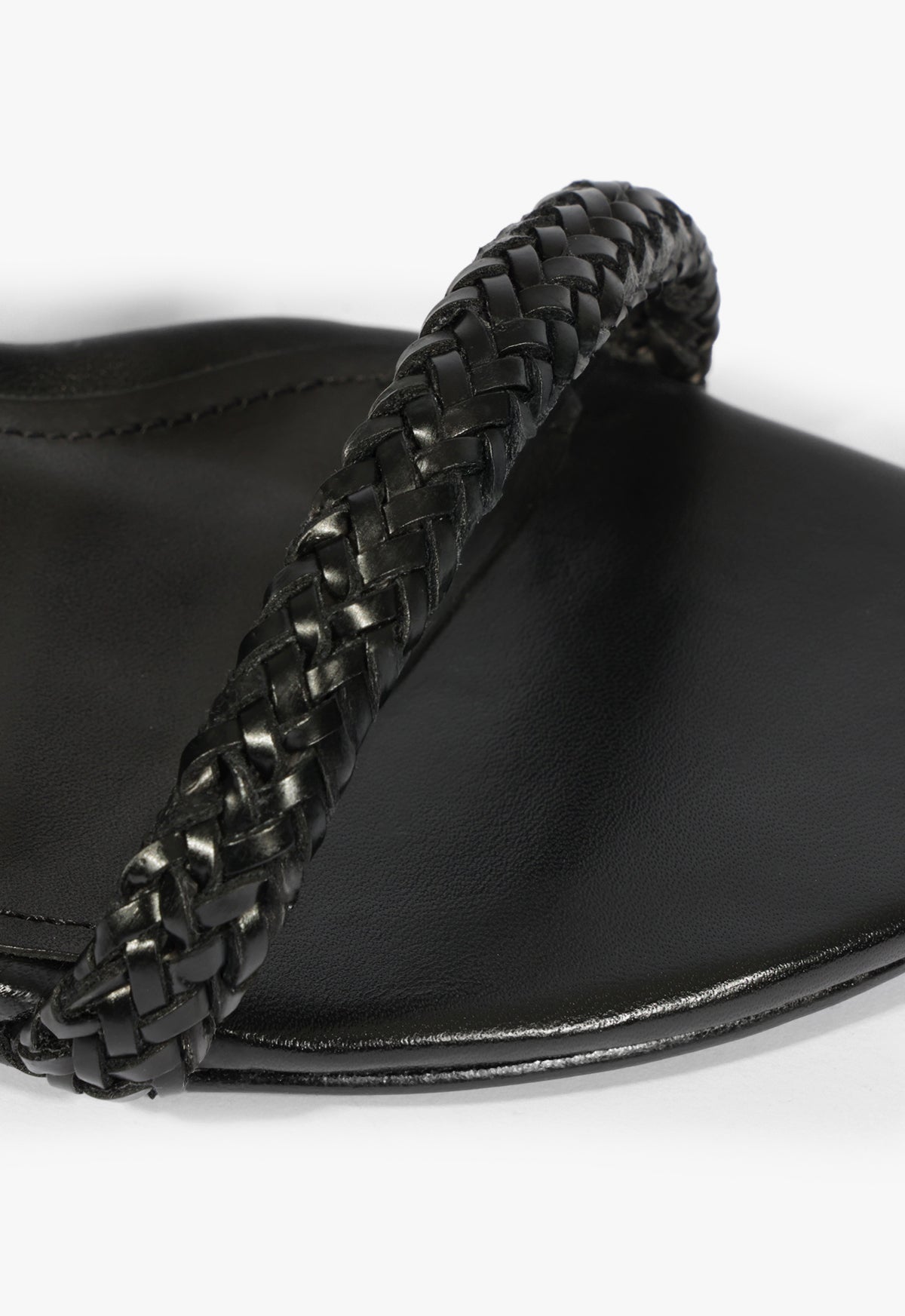 Taliah Woven Sandal SPRING 25 - Schutz Shoes