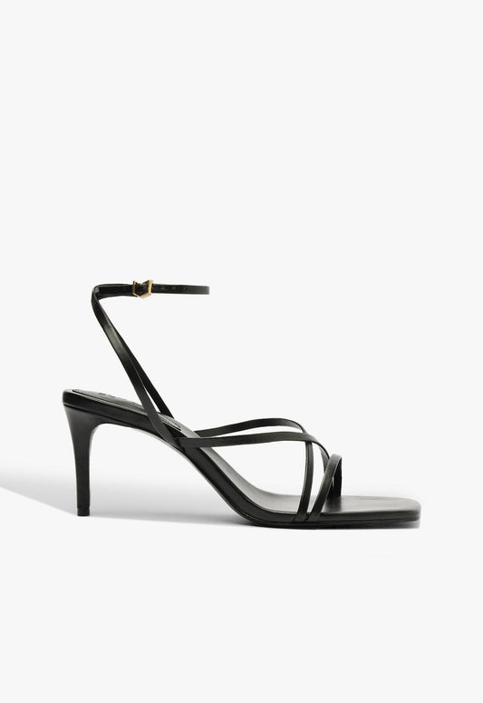 Bari Mid Leather Sandal RESORT 25 5 Black Leather - Schutz Shoes