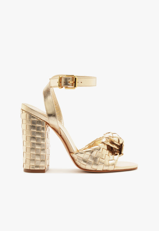 Kareena Knot Sandal RESORT 25 5 Gold Metallic - Schutz Shoes