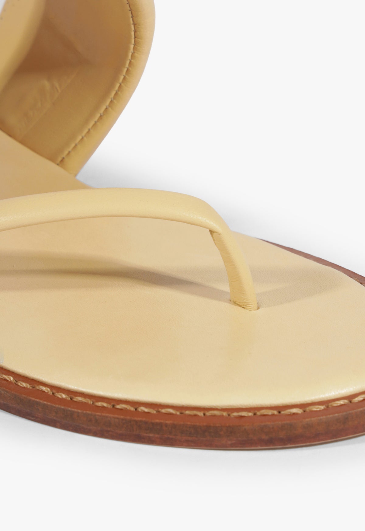 Alba Flat Sandal SPRING 25 - Schutz Shoes