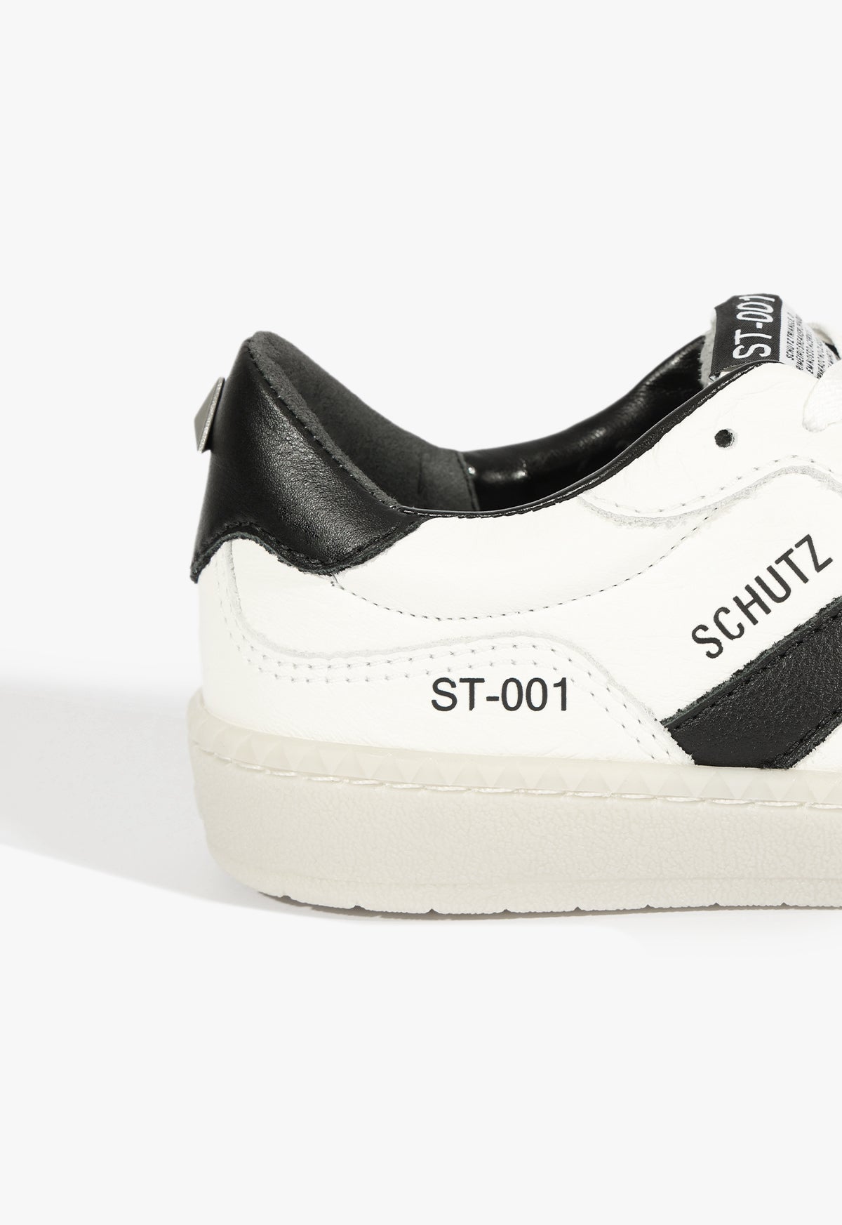 St-001 Sneaker RESORT 25 - Schutz Shoes