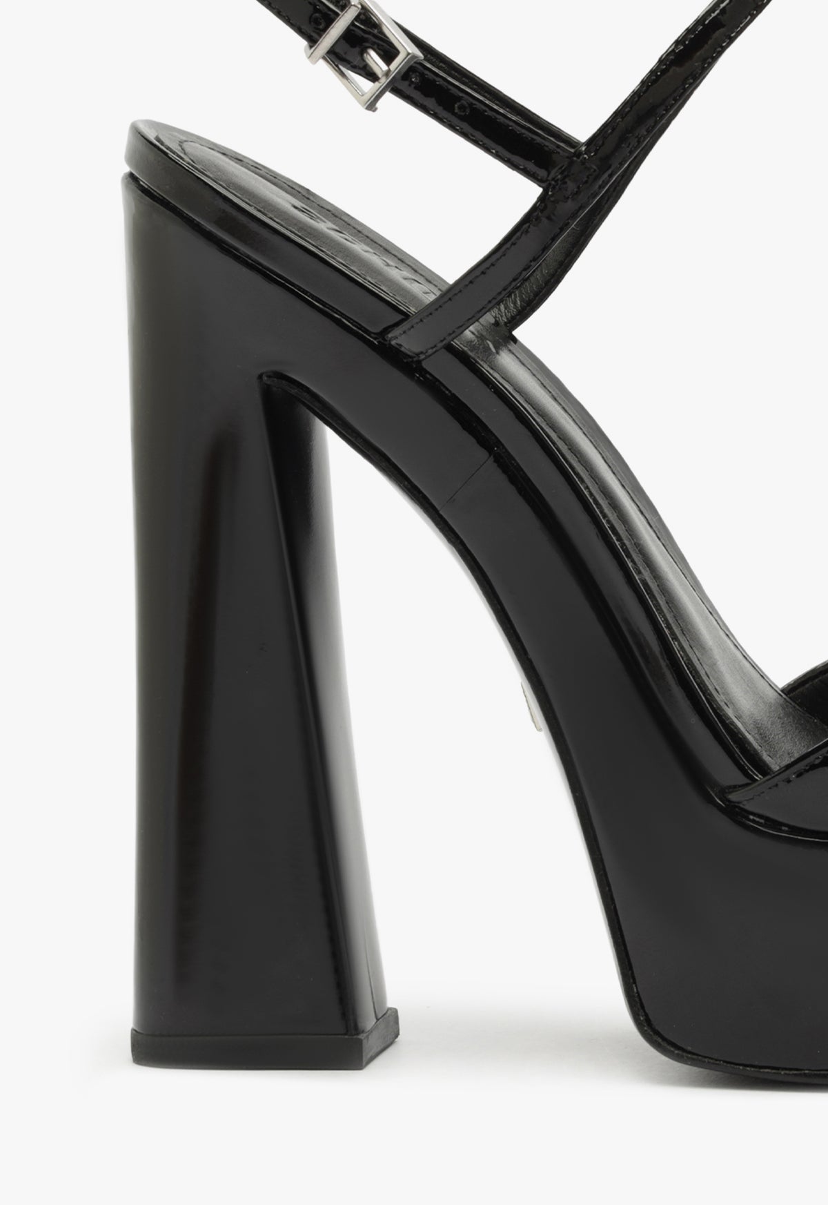 Arlene Platform Sandal WINTER 24 - Schutz Shoes