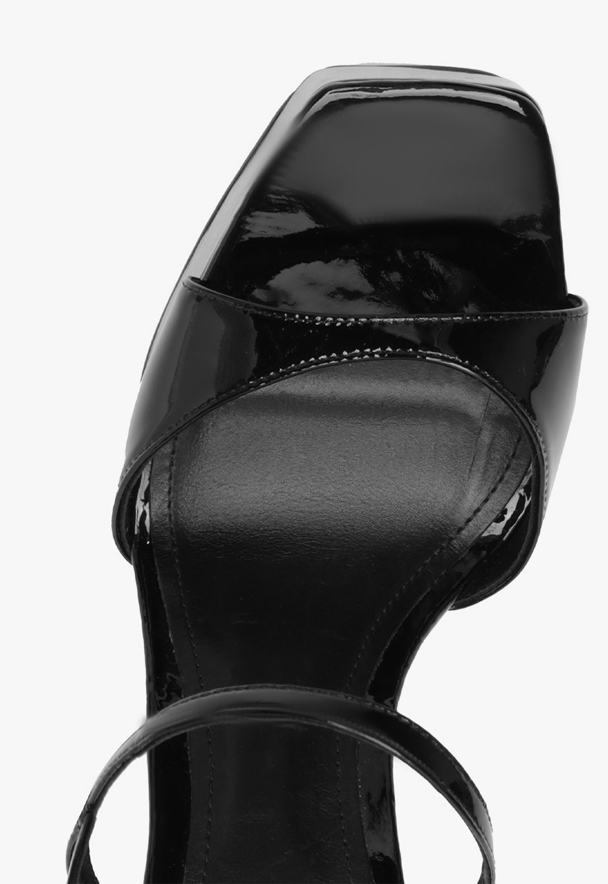 Arlene Platform Sandal WINTER 24 - Schutz Shoes