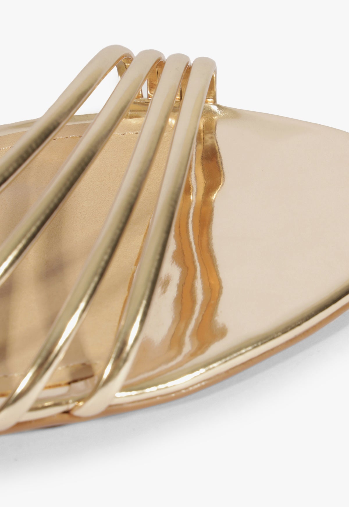 Inez Gold Leather Flat Sandal SPRING 25 - Schutz Shoes