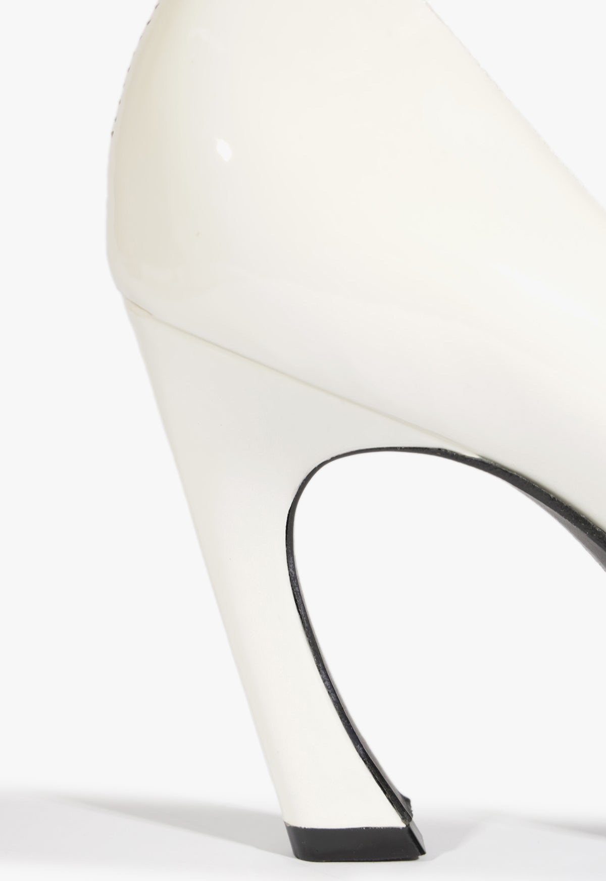 Lexi Lo Patent Pump PRE FALL 25 - Schutz Shoes