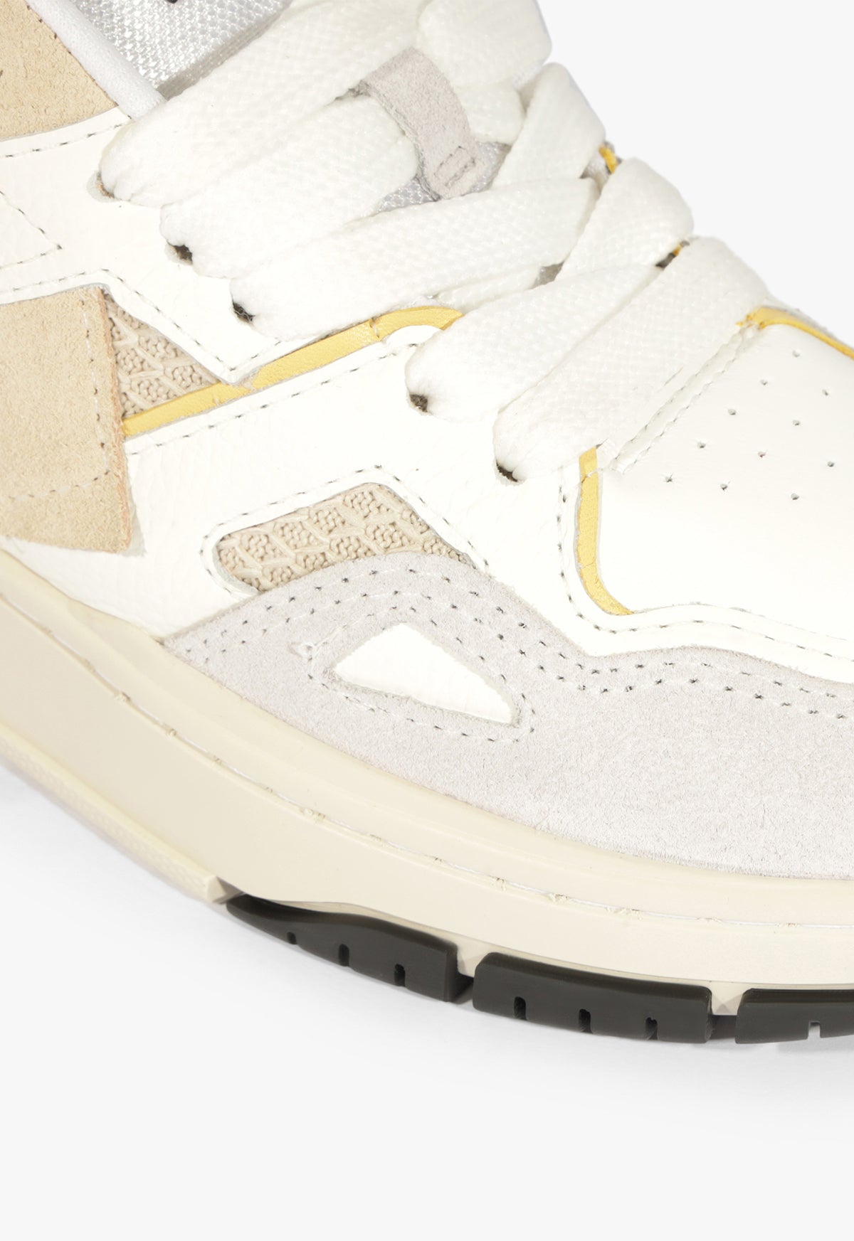 Court 95 Sneaker PRE FALL 24 - Schutz Shoes