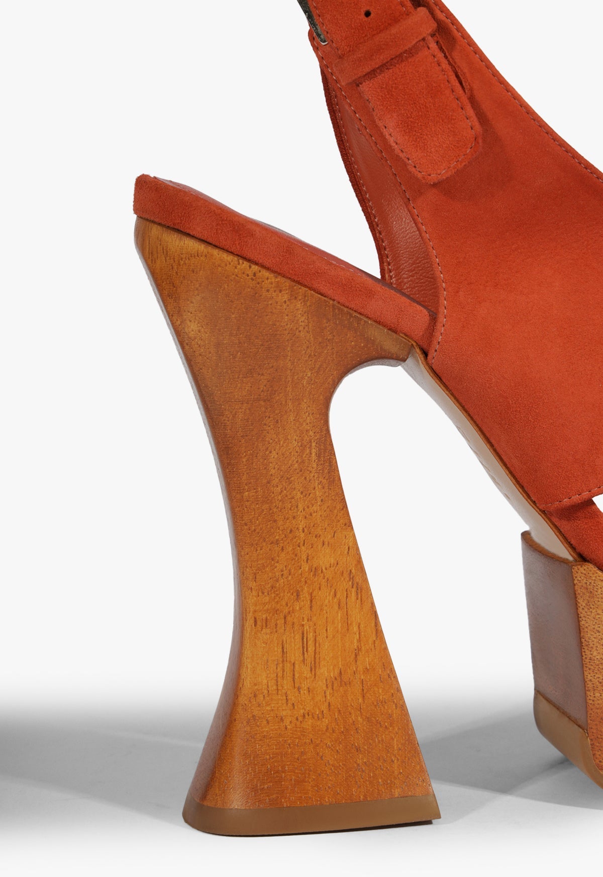 Jennifer Platform Sandal SPRING 25 - Schutz Shoes
