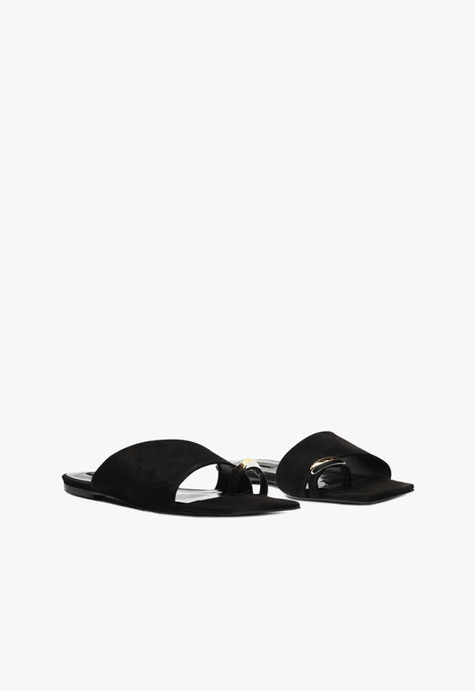 Jodie Black Leather Flat Sandal RESORT 25 - Schutz Shoes