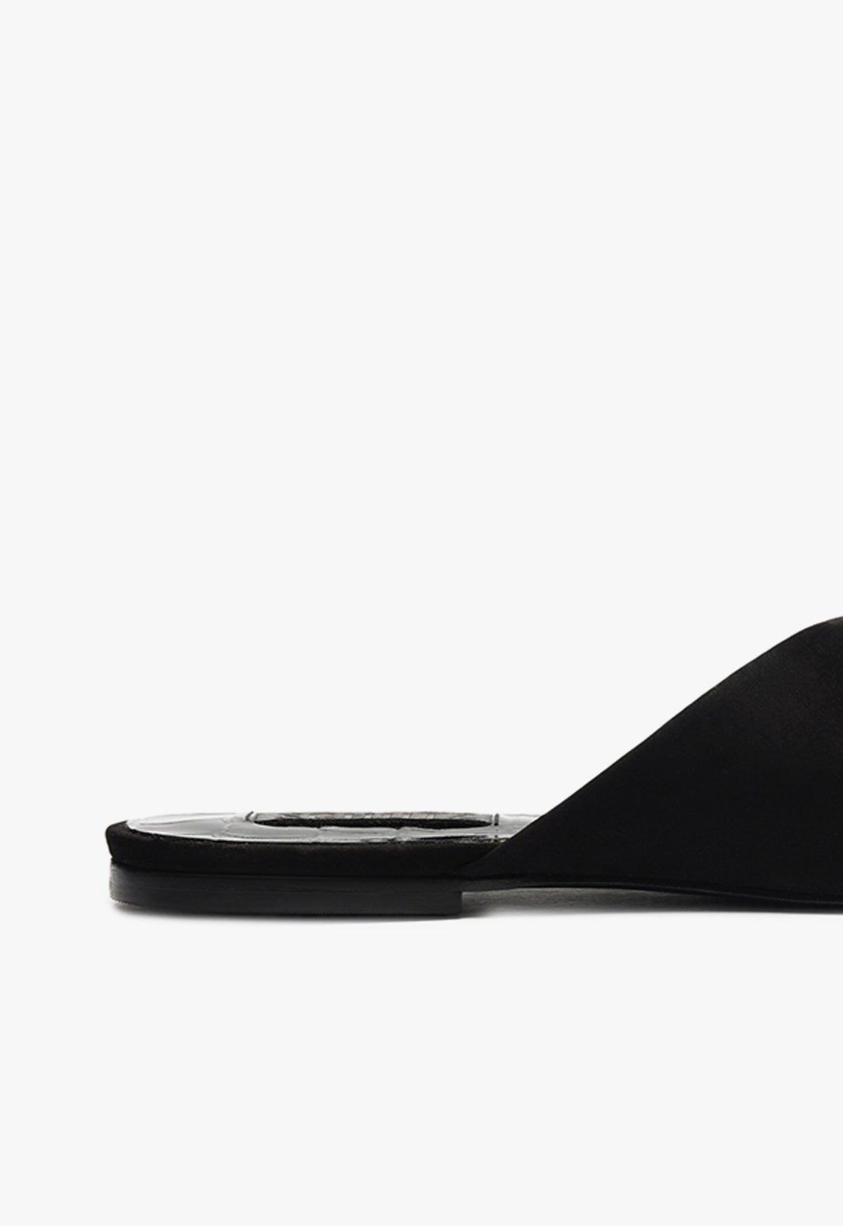 Jodie Black Leather Flat Sandal RESORT 25 - Schutz Shoes