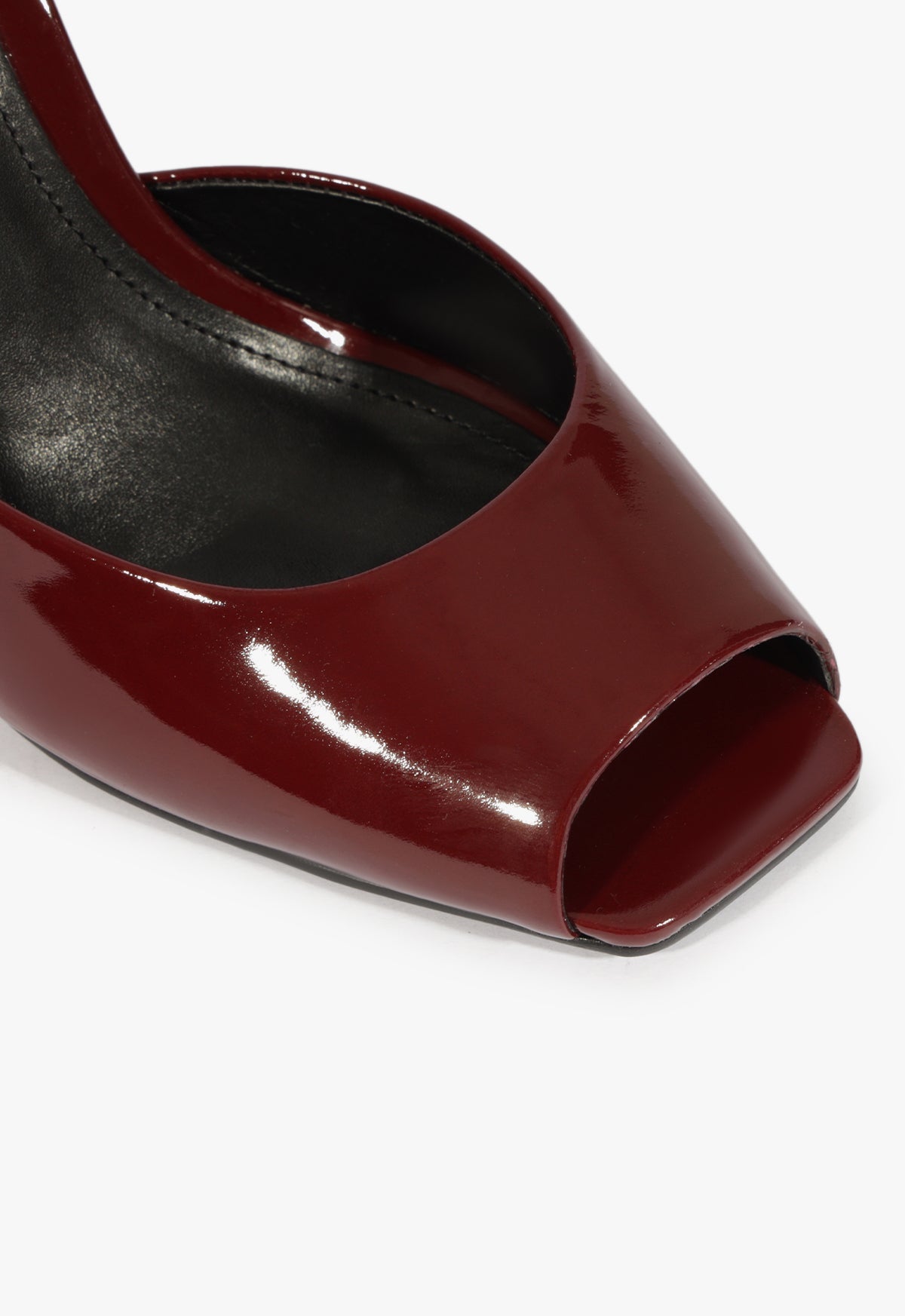 Estella Patent Pump PRE FALL 25 - Schutz Shoes