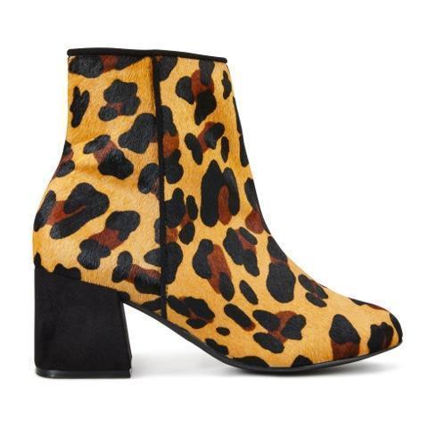 Natural Leopard
